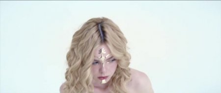 Неоновый демон (2016)