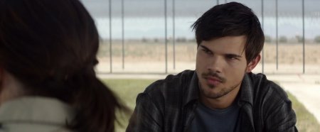 Оседлать волну (2016)