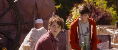 Хорошие дети (2016)